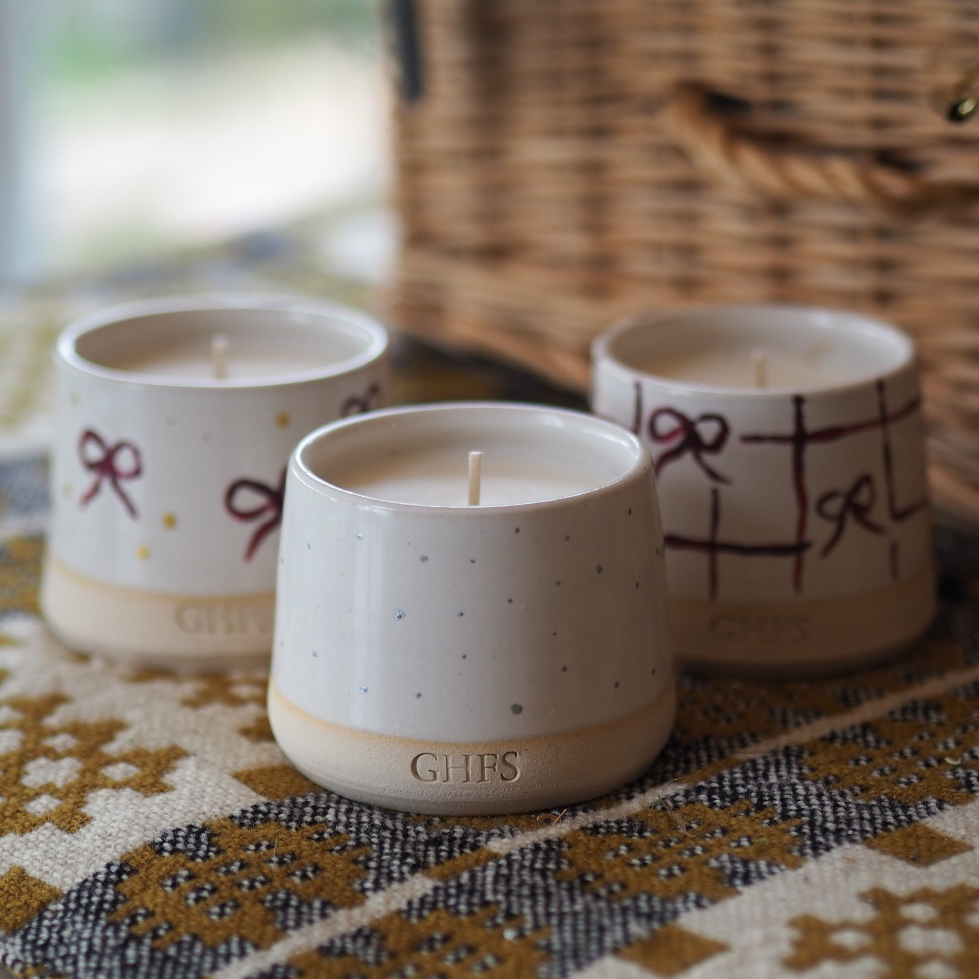 christmas refillable candles hamper 25