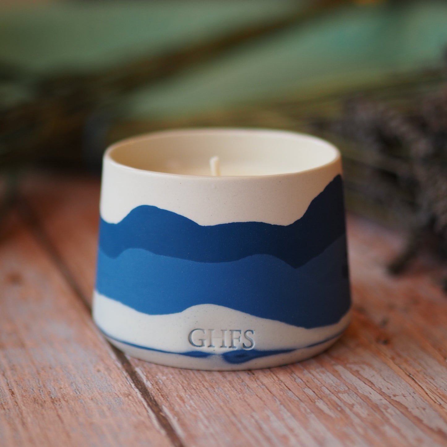 Heal refillable candle NY2026