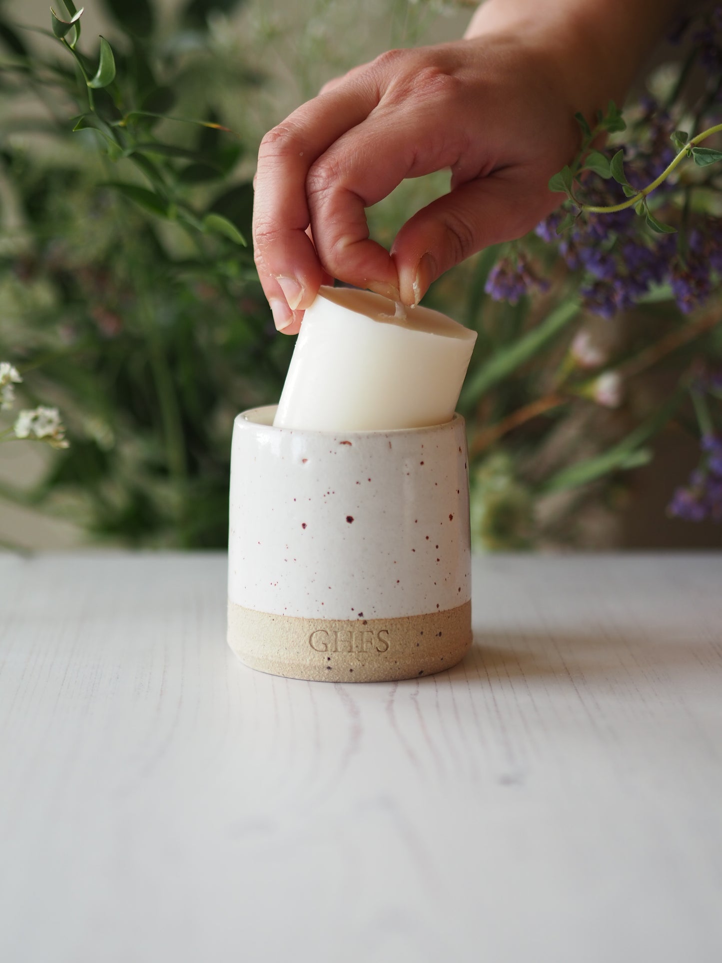 ‘March’ Refillable Scented Candle: Bluebell & Moss