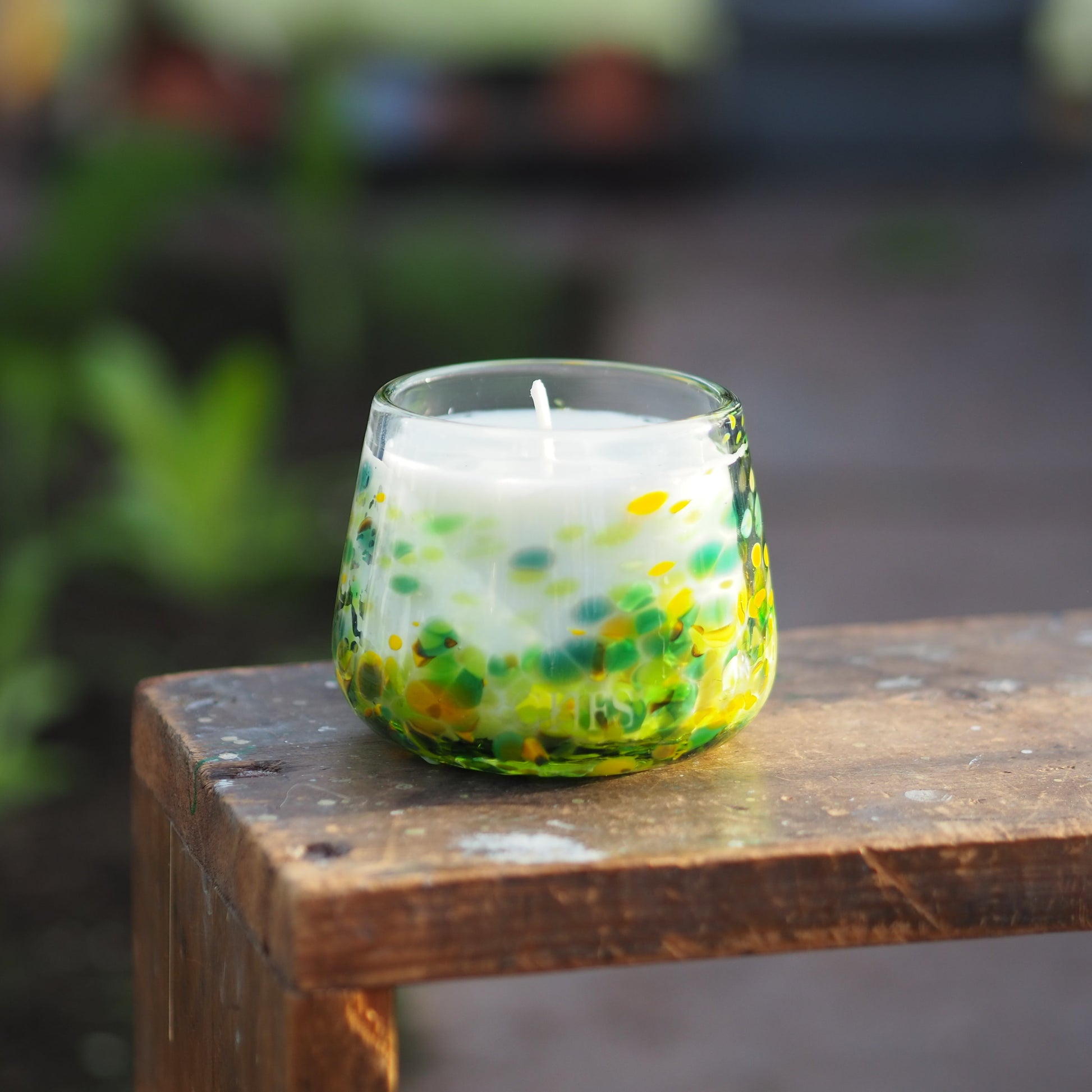 Perfect Spring refillable candle