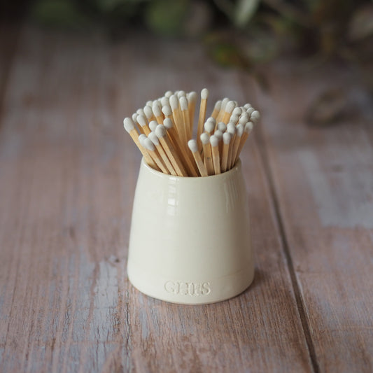 Stone match pot autumn