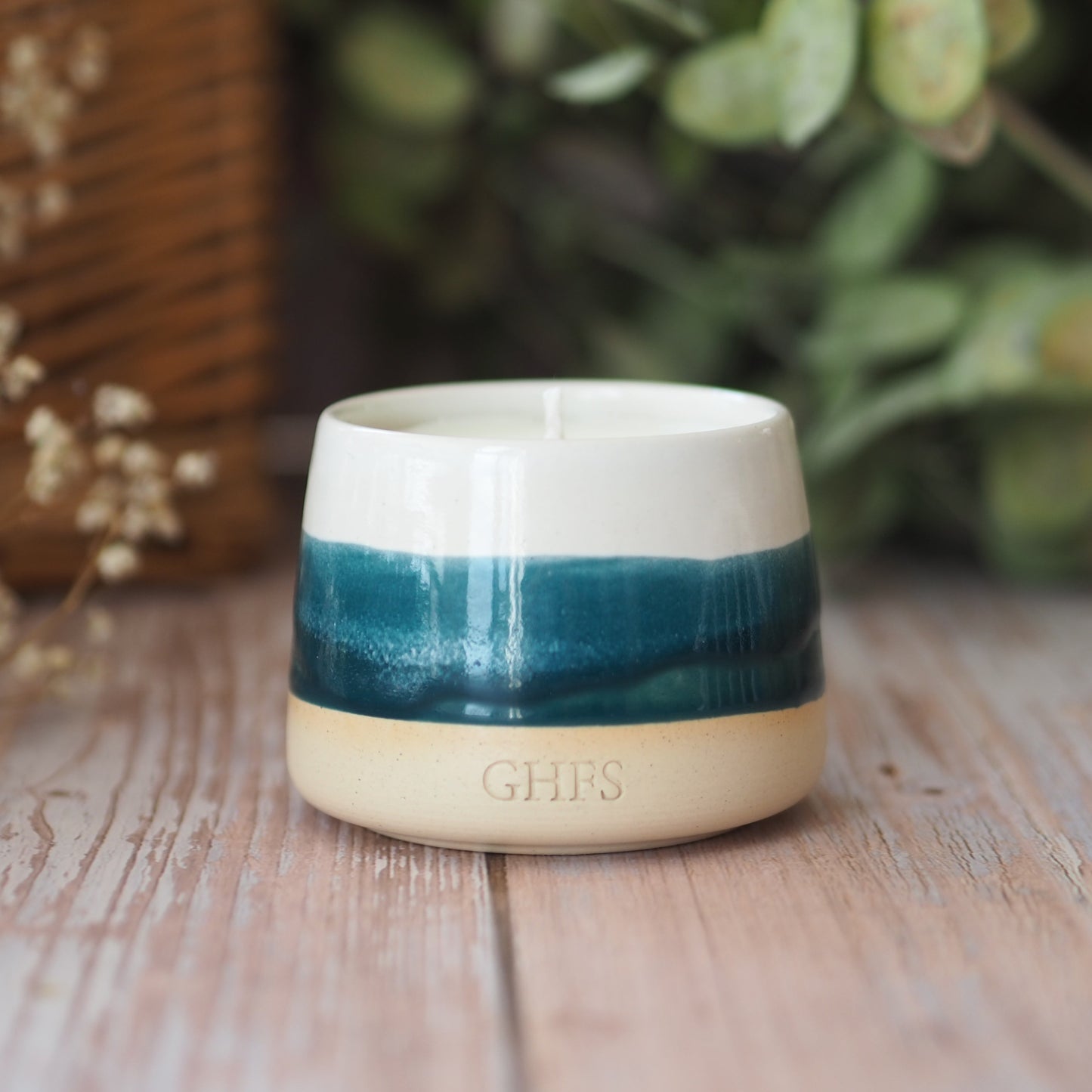 calm refillable candle autumn